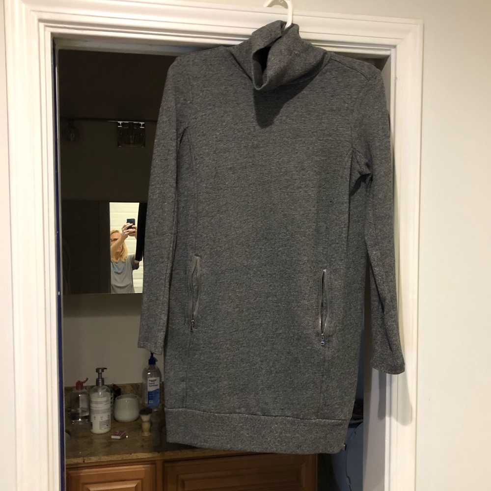 Lou & Grey Sweatshirt Dress XS.